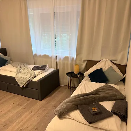 Schoenes In Top-lage